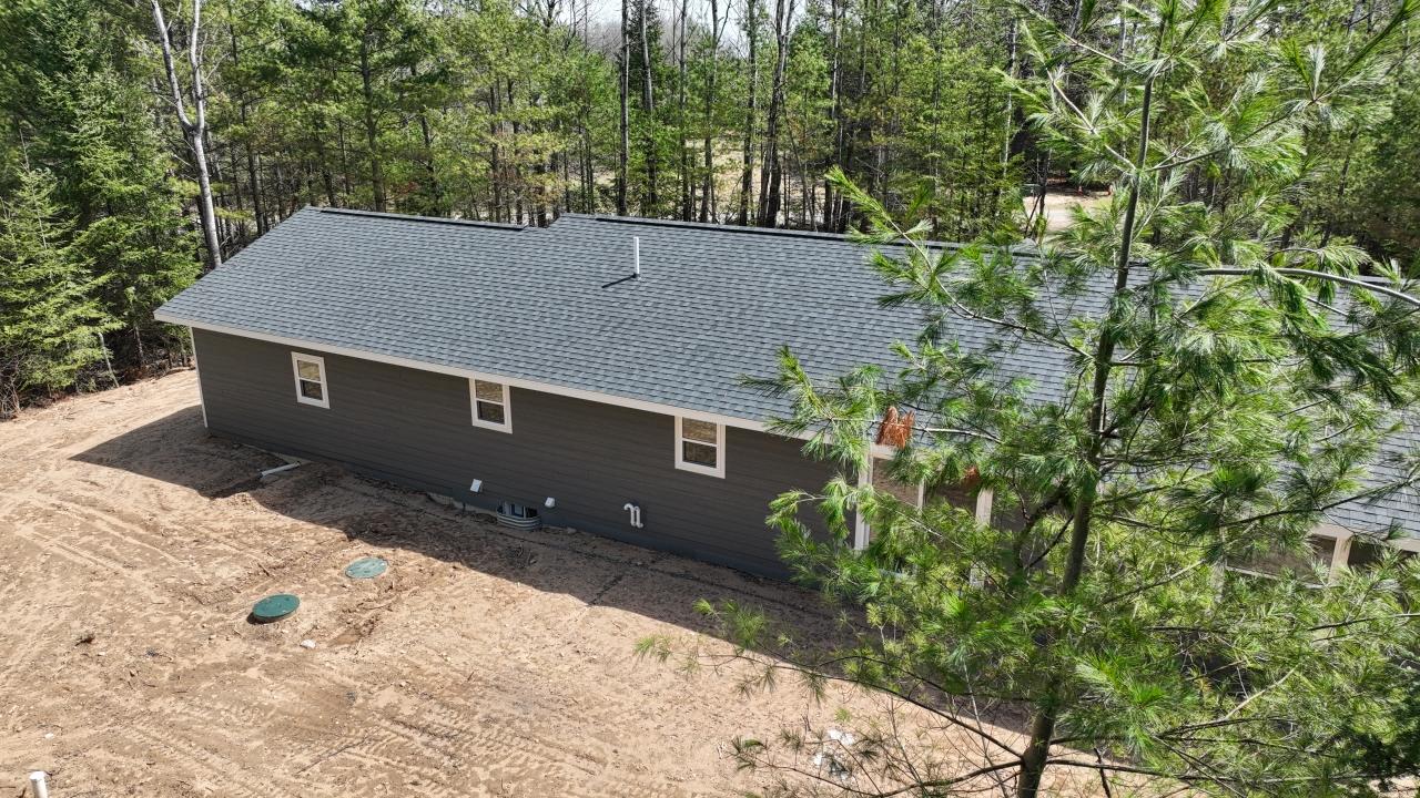 6681 CRYSTAL LAKE RD