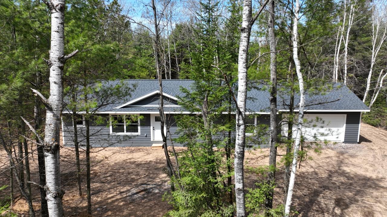 6681 CRYSTAL LAKE RD