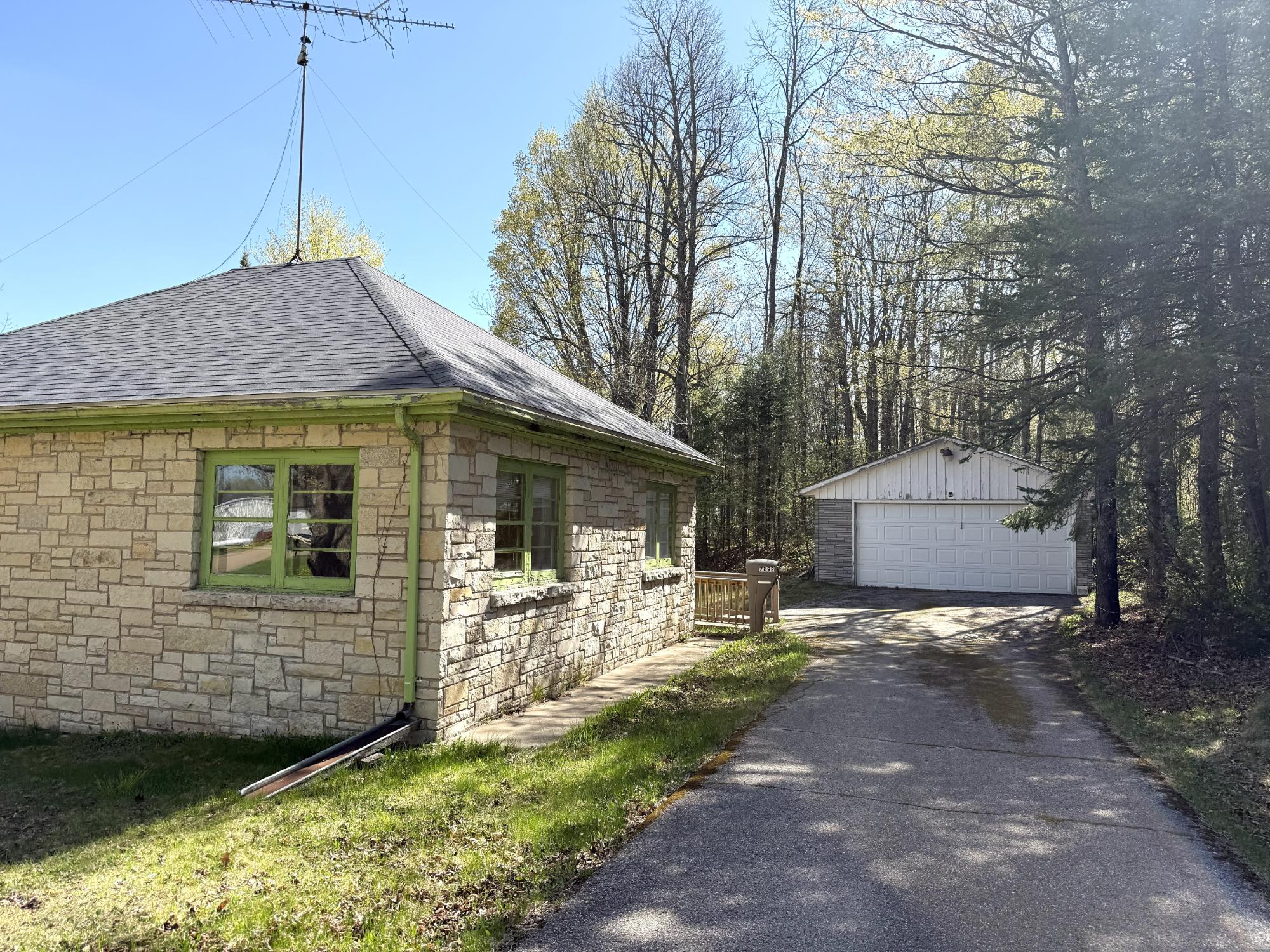 7892 OLD 101 RD