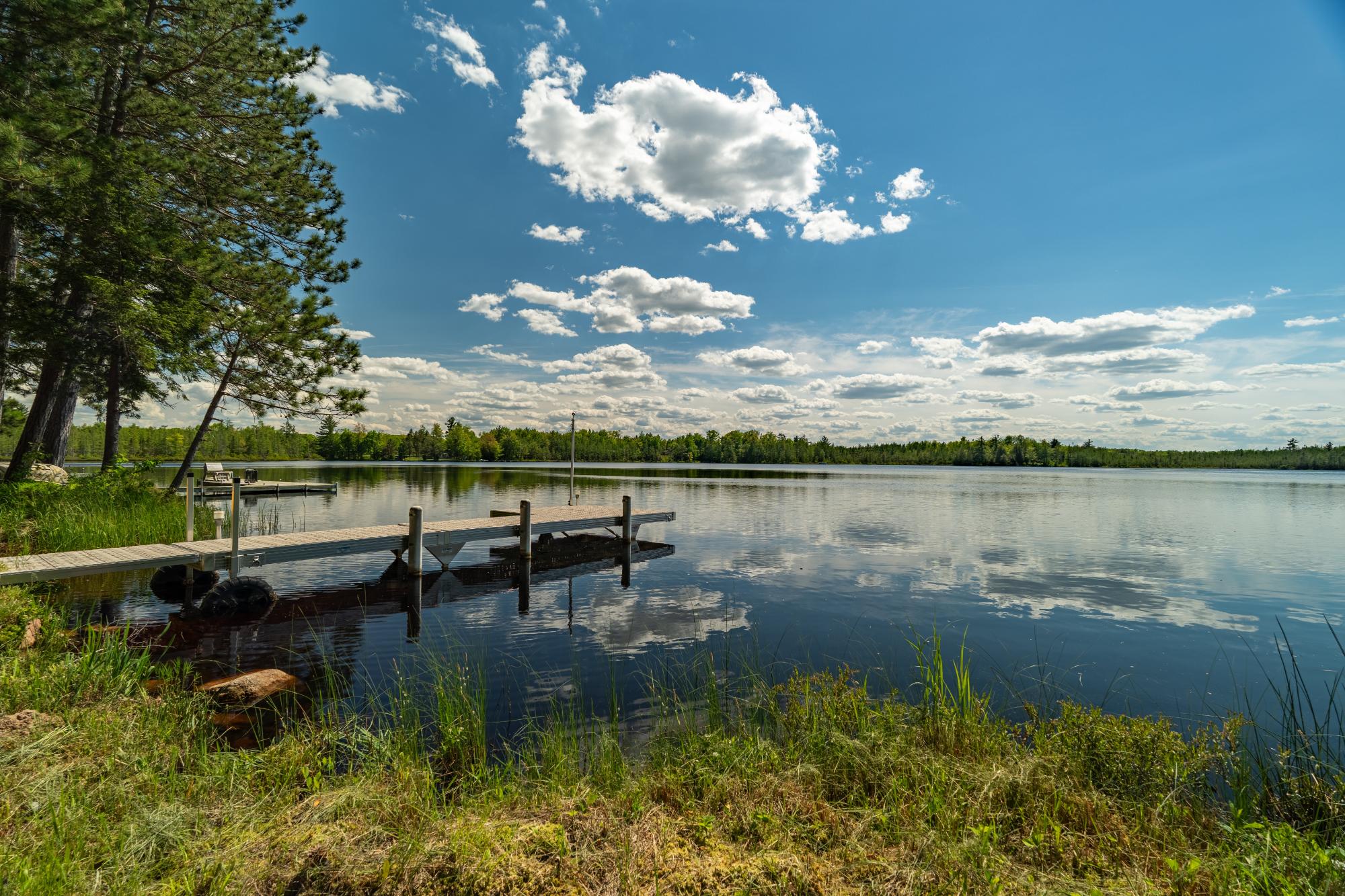 N10078 AIRHOLE LAKE LN