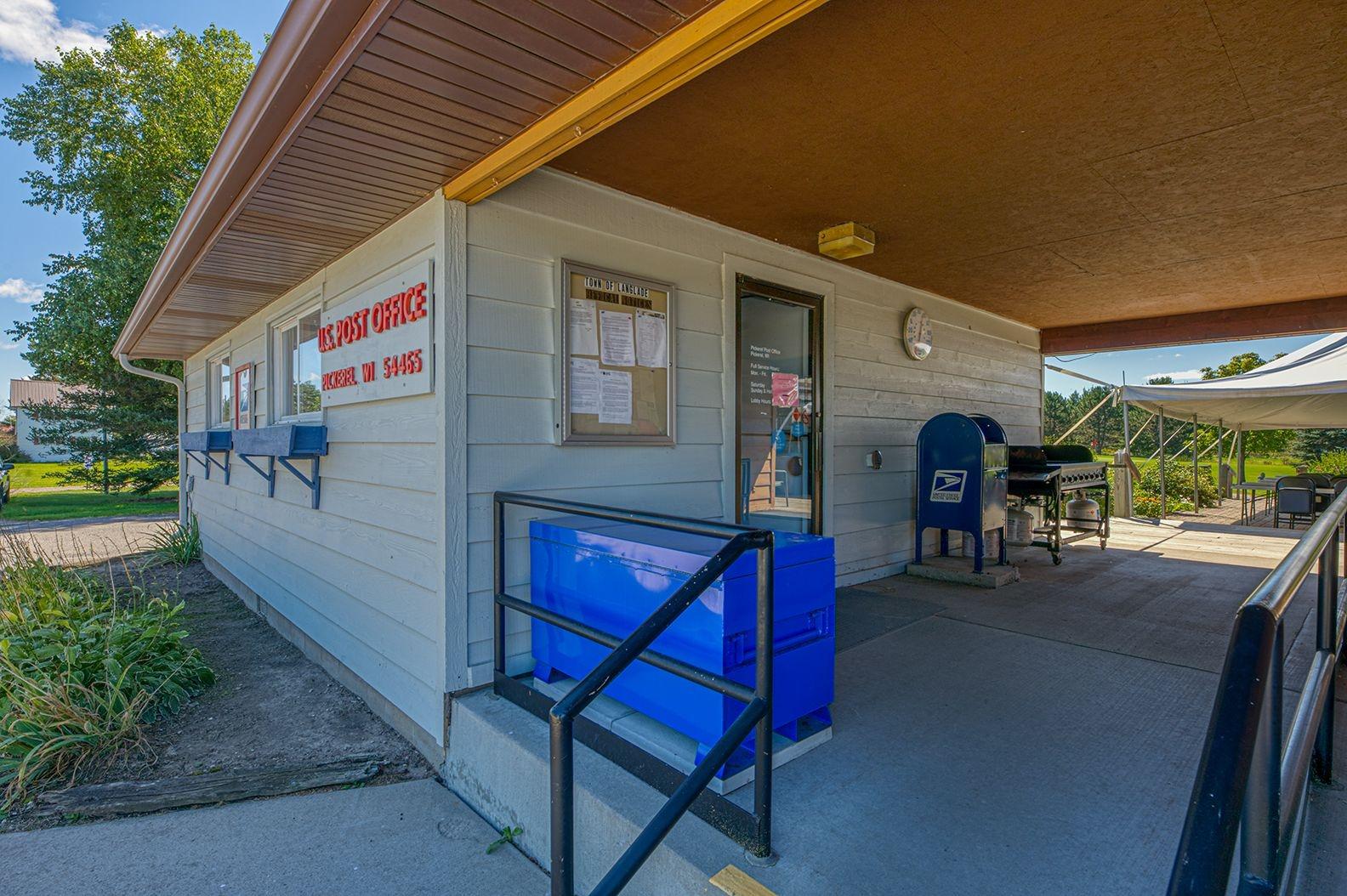 N9240 HWY 55