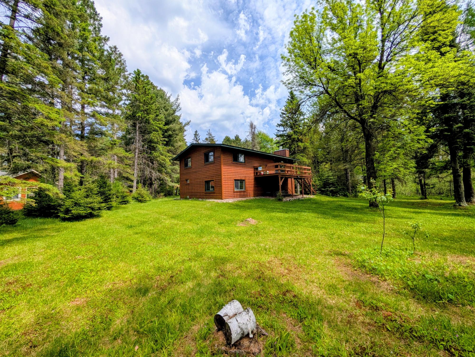 N10953 SOLBERG LAKE RD E
