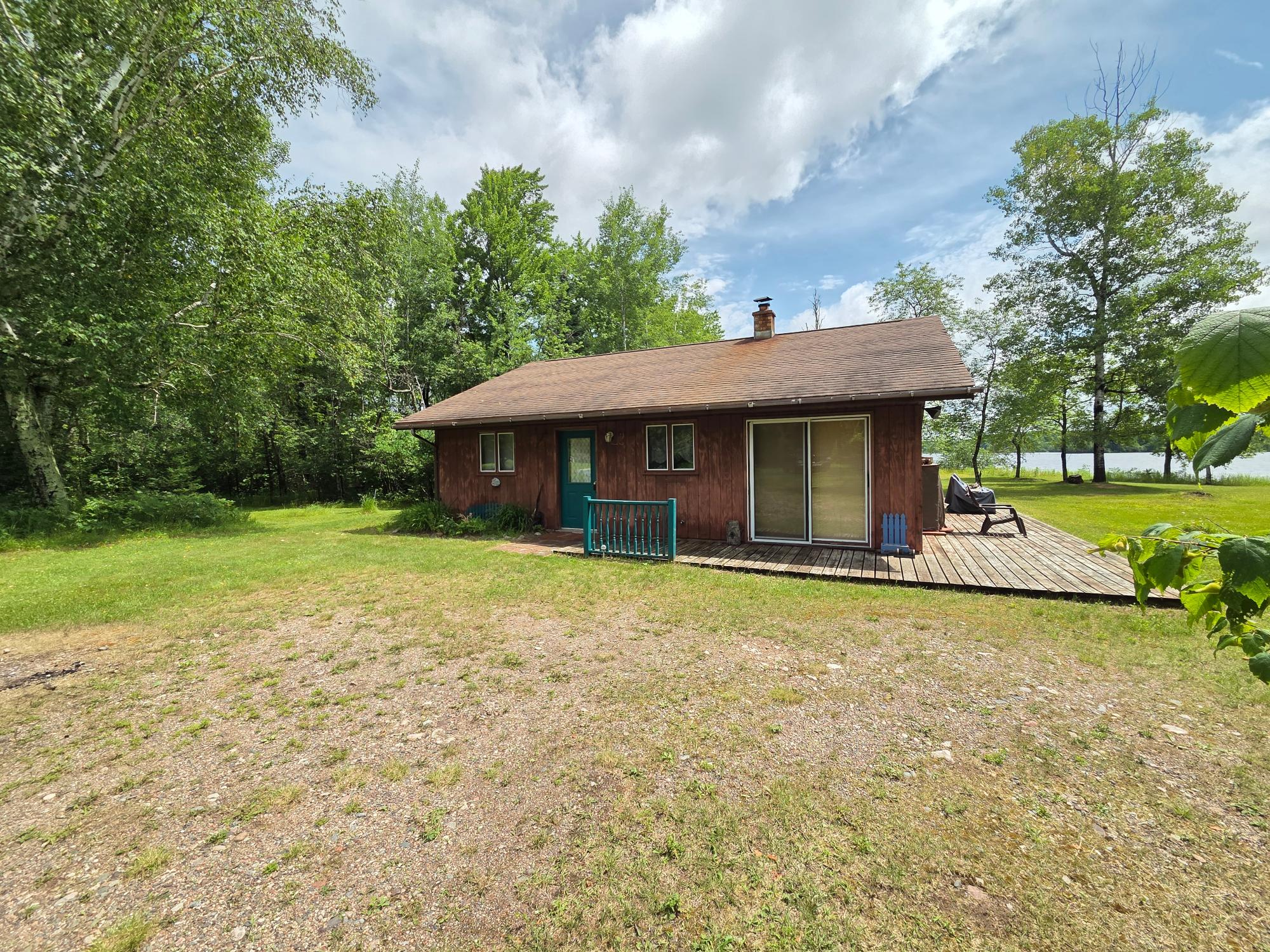 N9850 WOODLAND LN