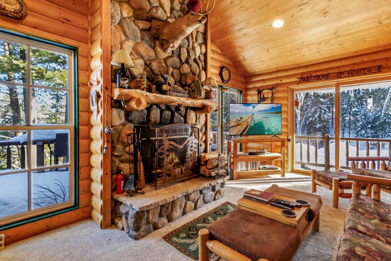 2184W PINE FOREST RD