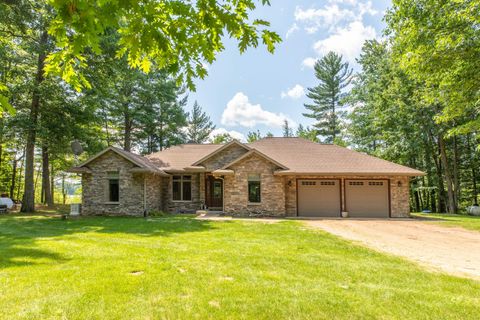 1711 CRAWLING STONE LN E Lac du Flambeau WI 54538