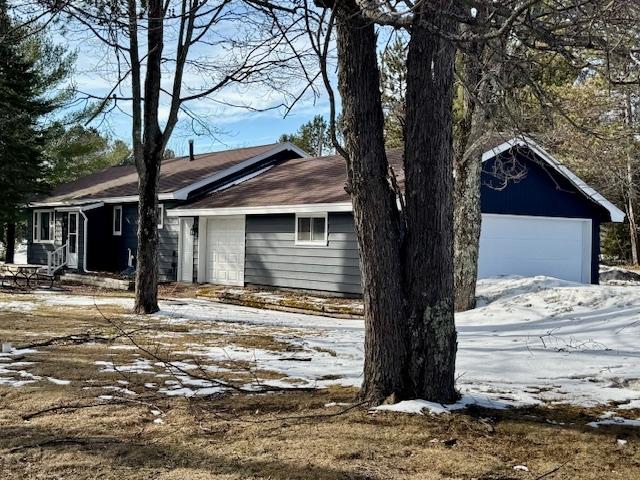 4515 CHAIN O LAKES RD 7