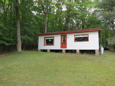 7760 BLACK FOREST RD Winchester WI 54557