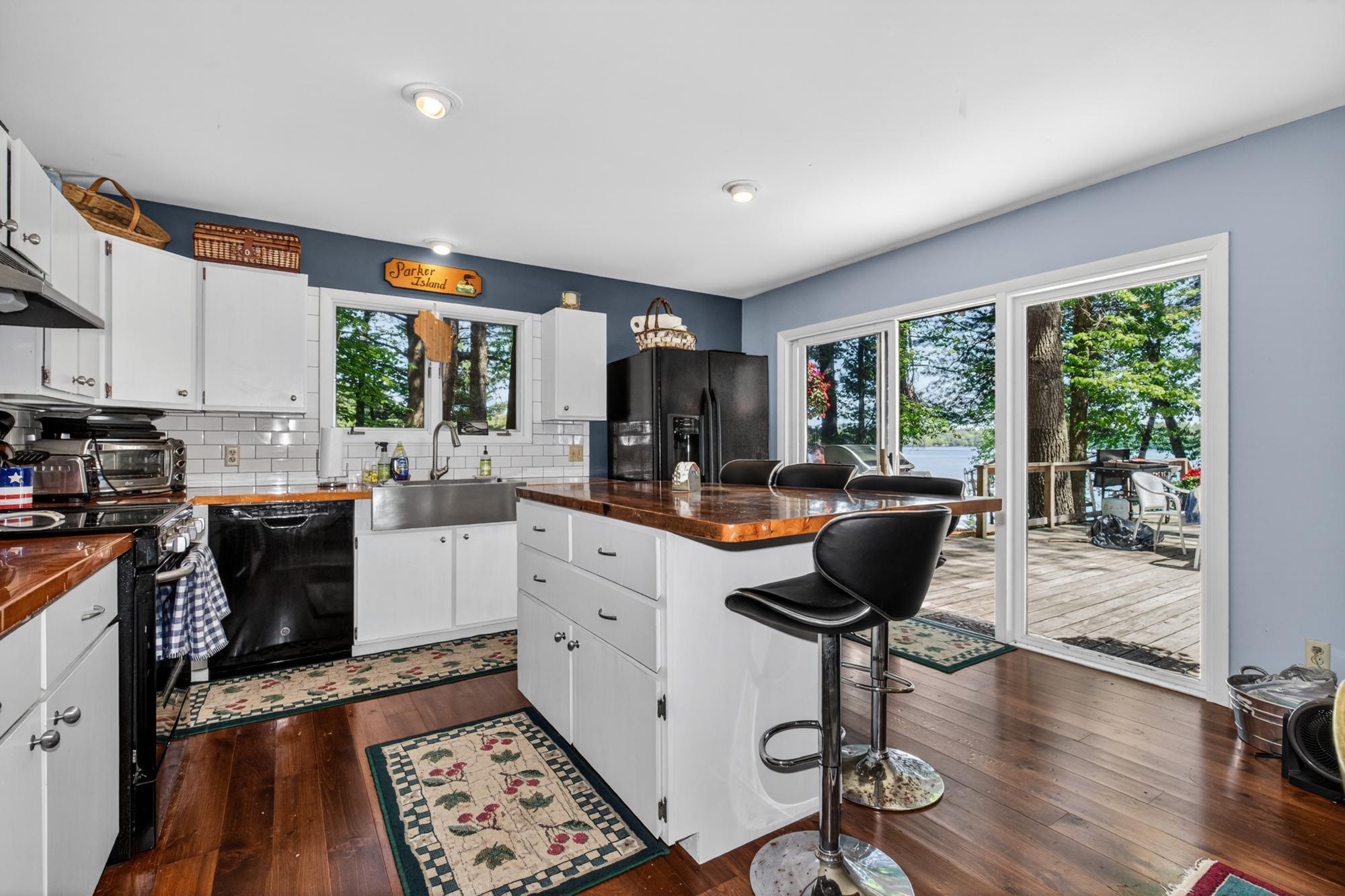 8400 BIG RIPLEY ISLAND