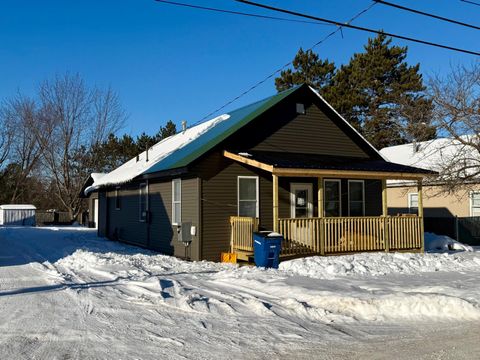 953 SAUNDERS AVE Park Falls WI 54552