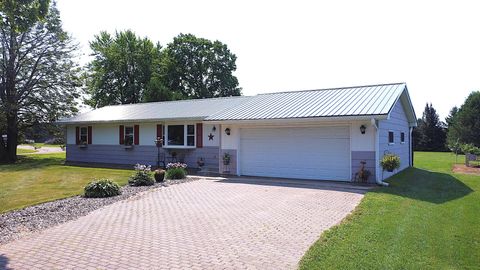 W10071 DENNIS LN Antigo WI 54409