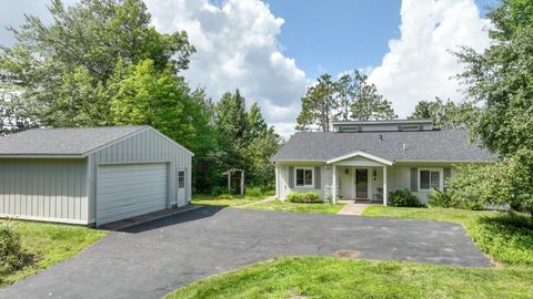 10787 REYNOLDS RD N Hayward WI 54843