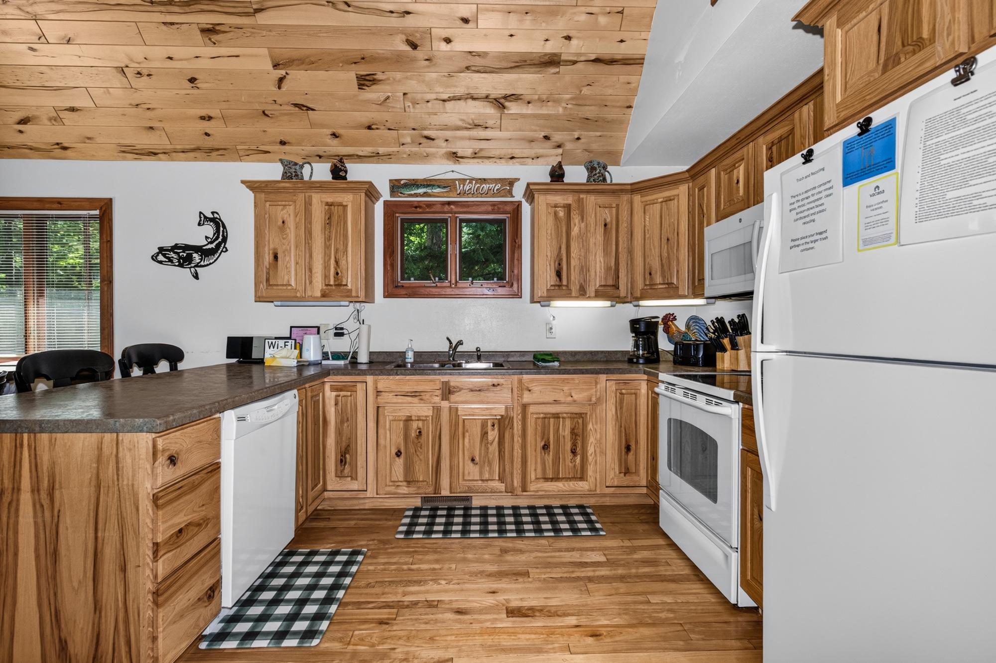 2510 MARTHA LAKE RD 6