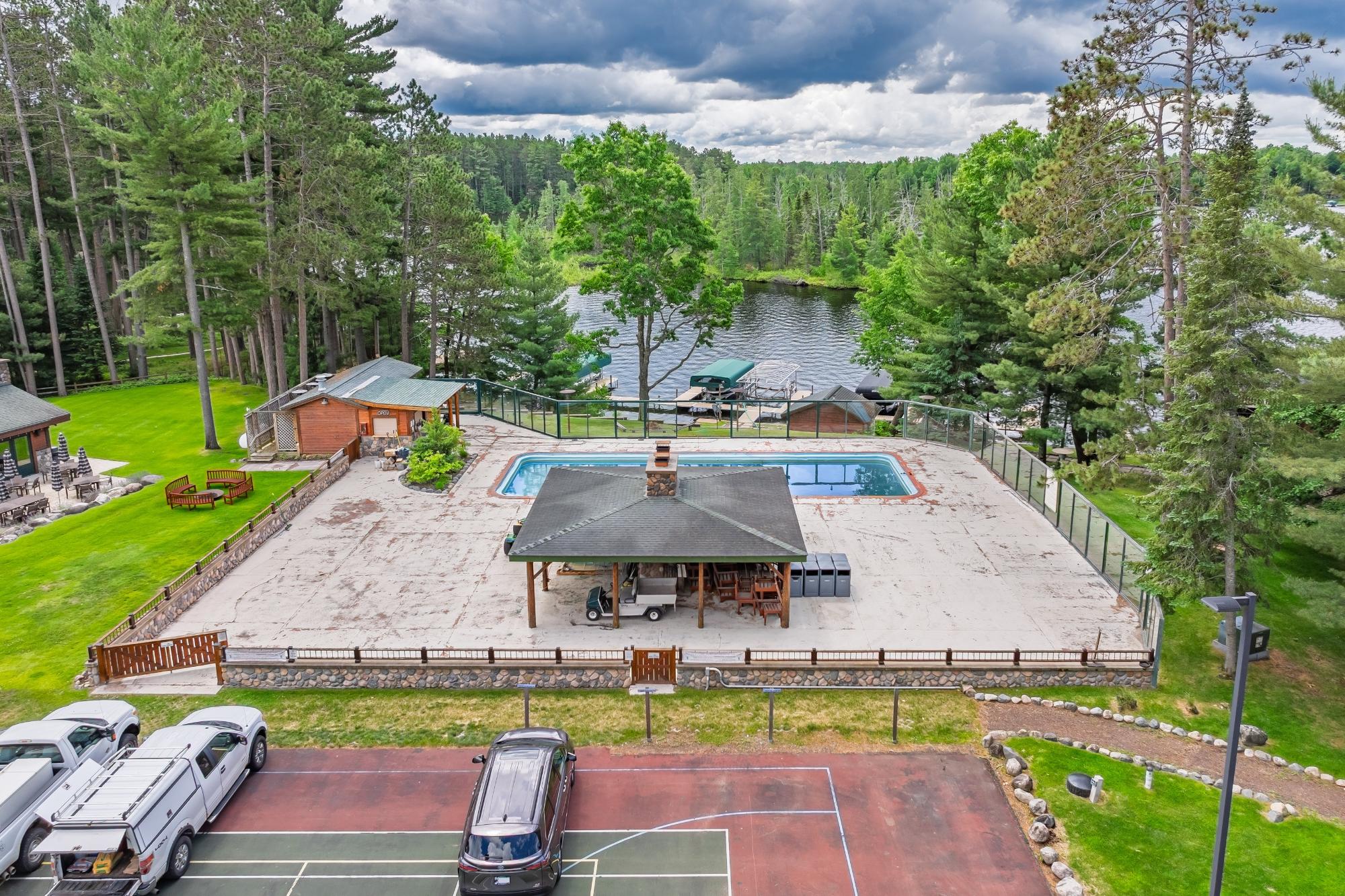 13037 DEER PARK RD 4