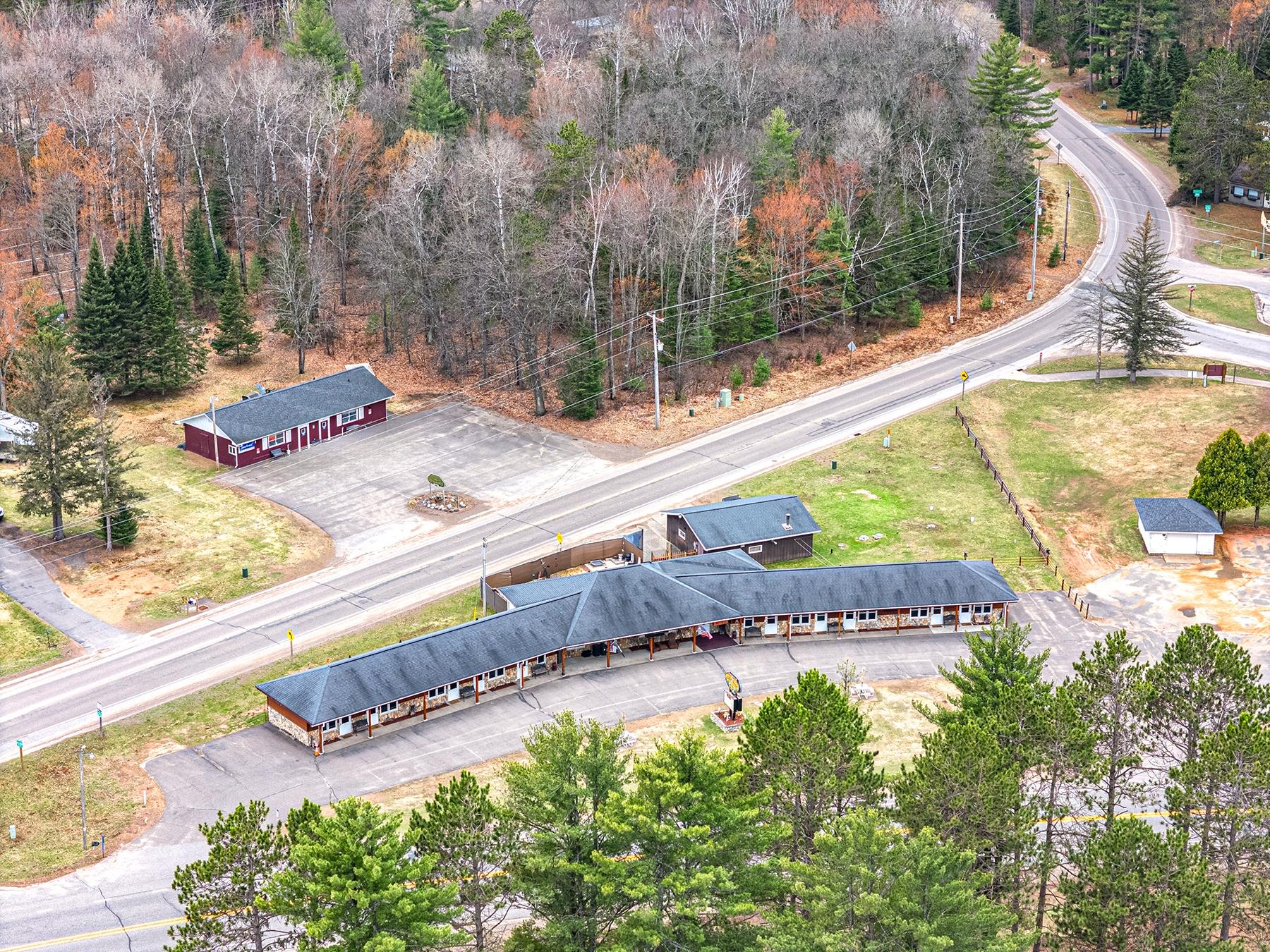 8083 HWY 70