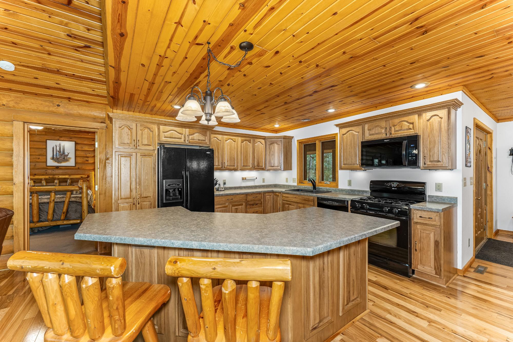 3638 POKEGAMA LAKE TR