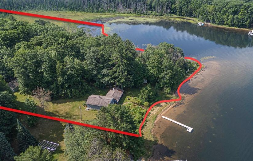 7010 LONG LAKE RD