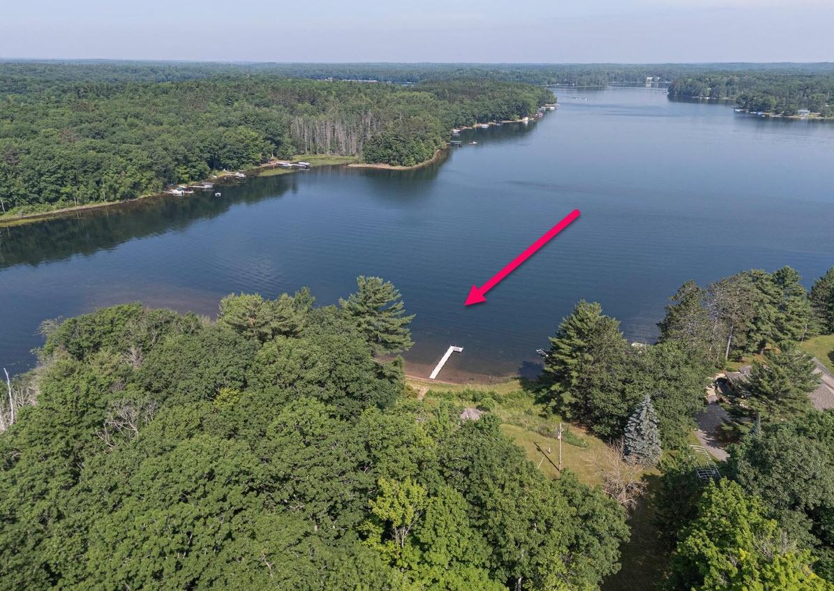 7010 LONG LAKE RD