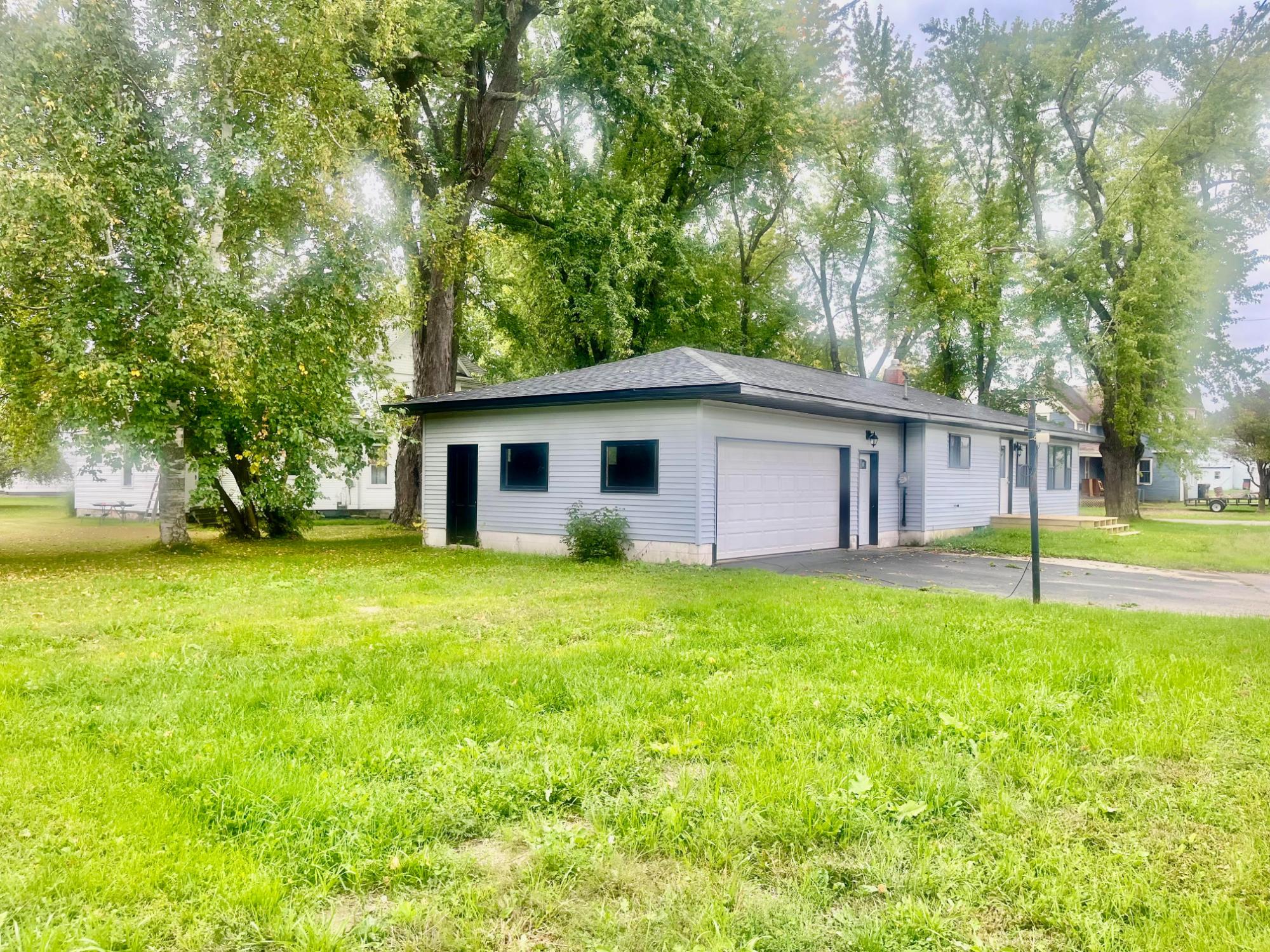 1786 OCONTO AVE