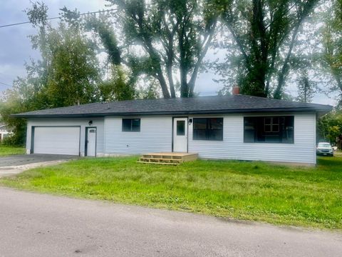 1786 OCONTO AVE Wabeno WI 54566