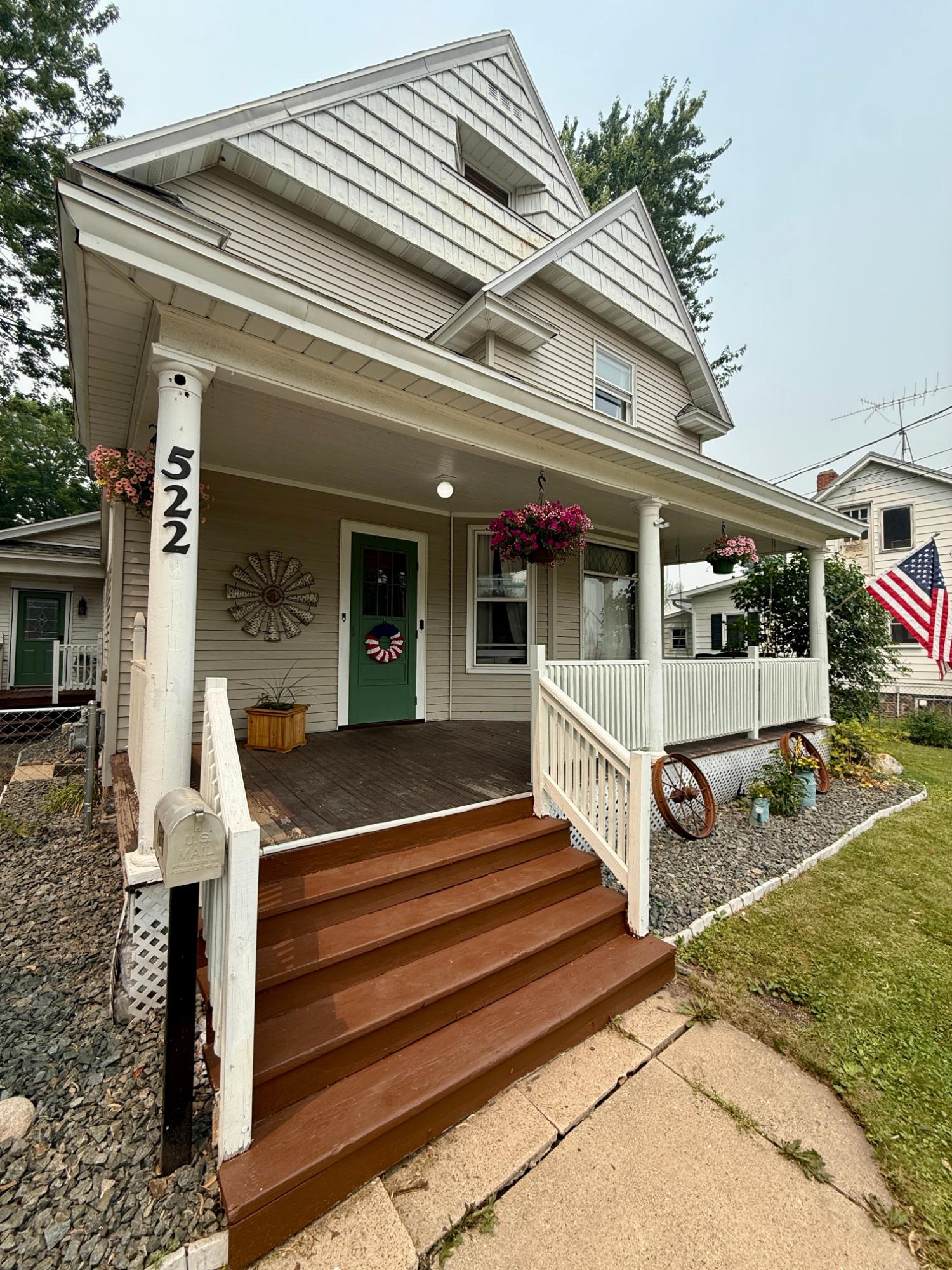 522 LINCOLN ST