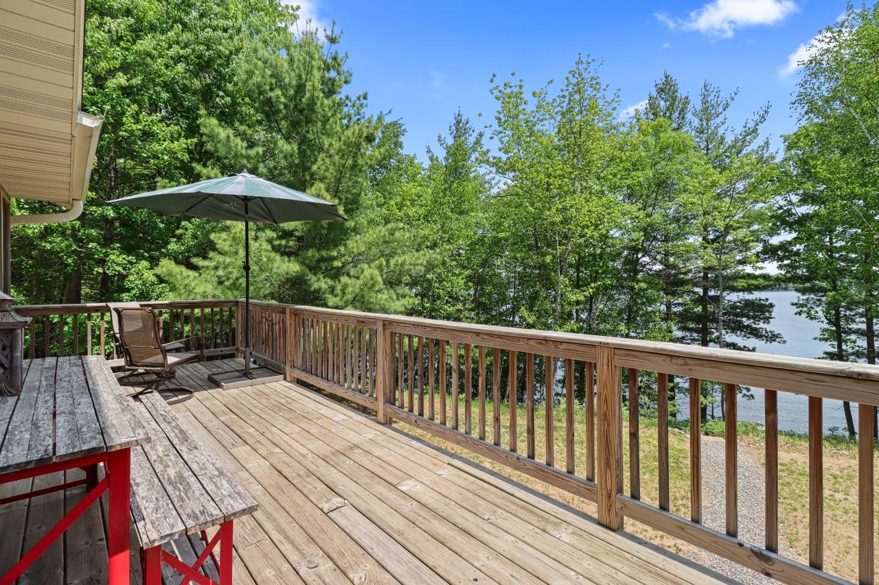 8472 GREEN BASS RD