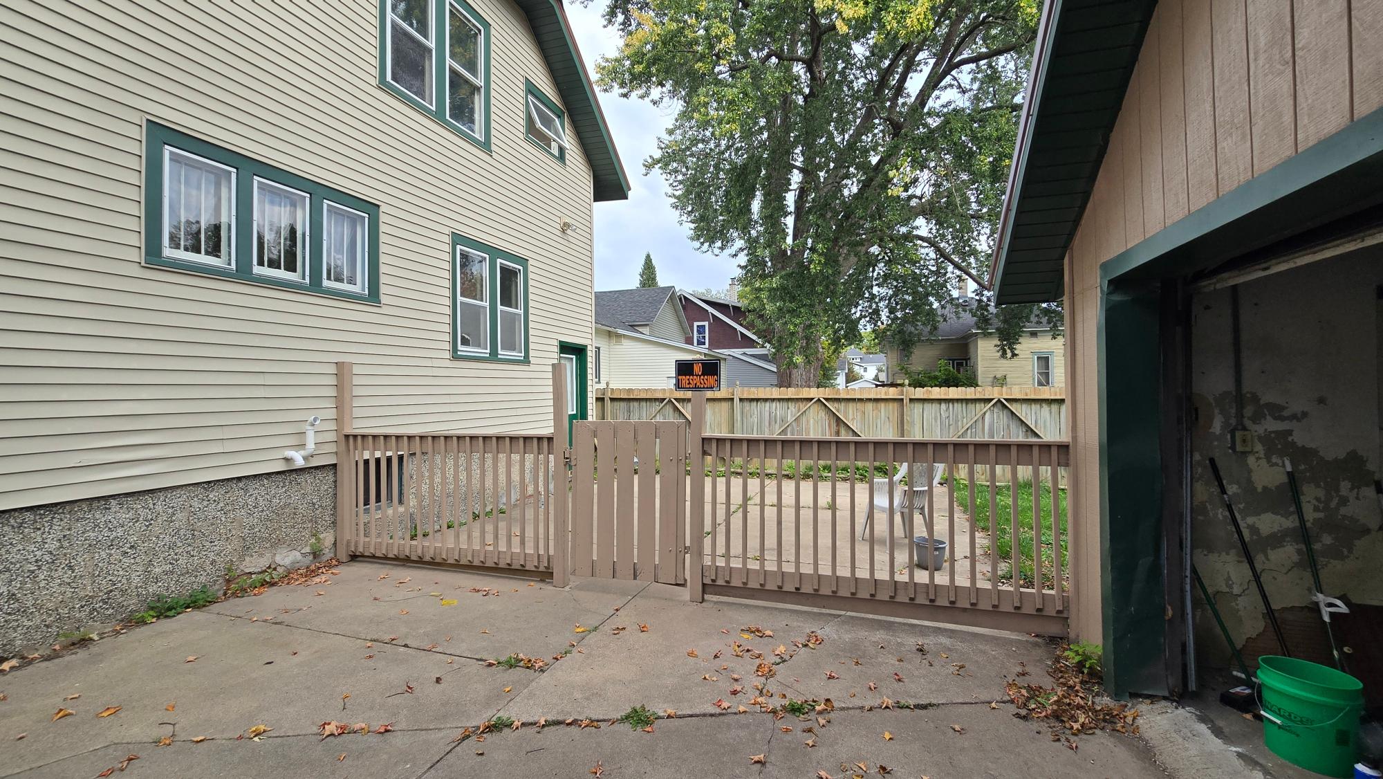 413 5TH AVE
