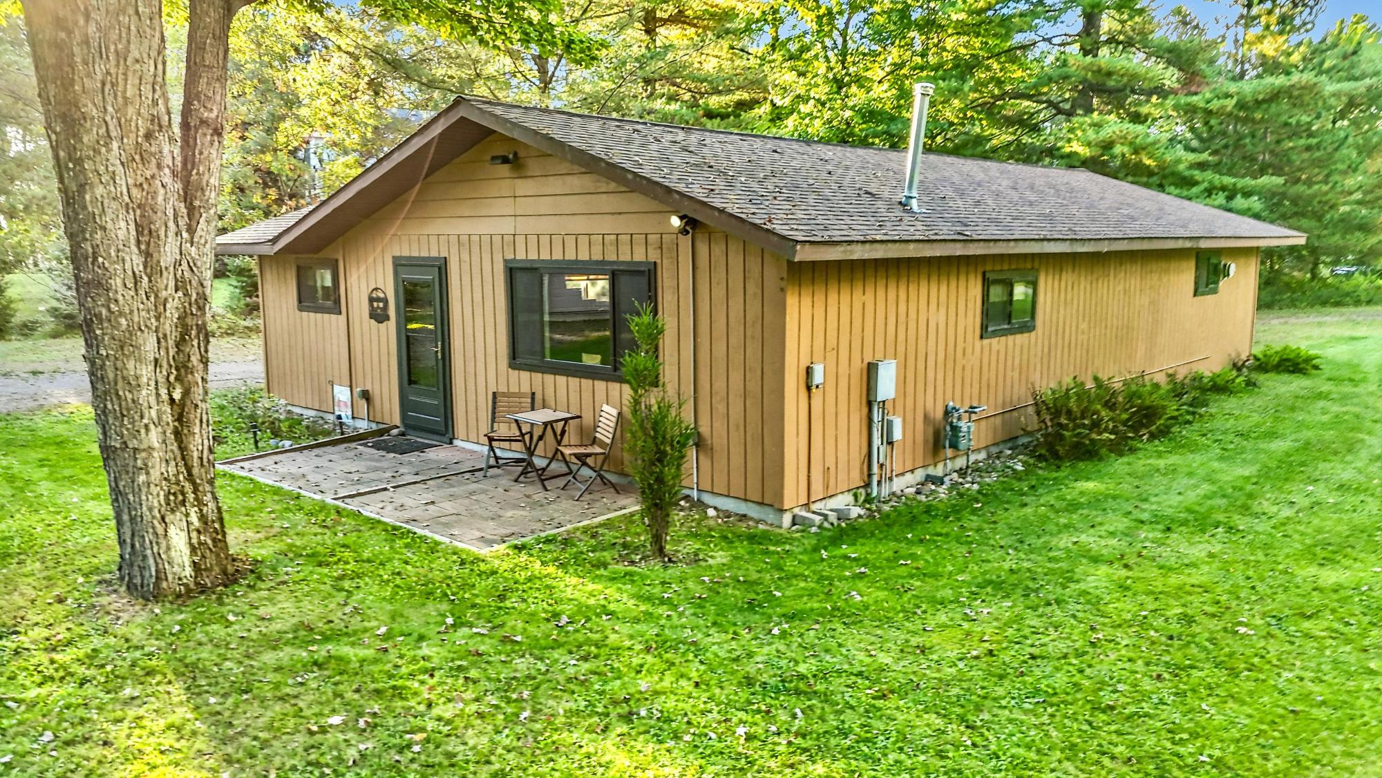 361 VENA AVE