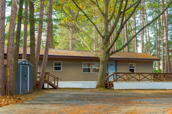 8573 HOWER RD, MINOCQUA, WI 54548 - Image b06021ef8f568aa90e2d9e2e4d3ebeb7/3553519292