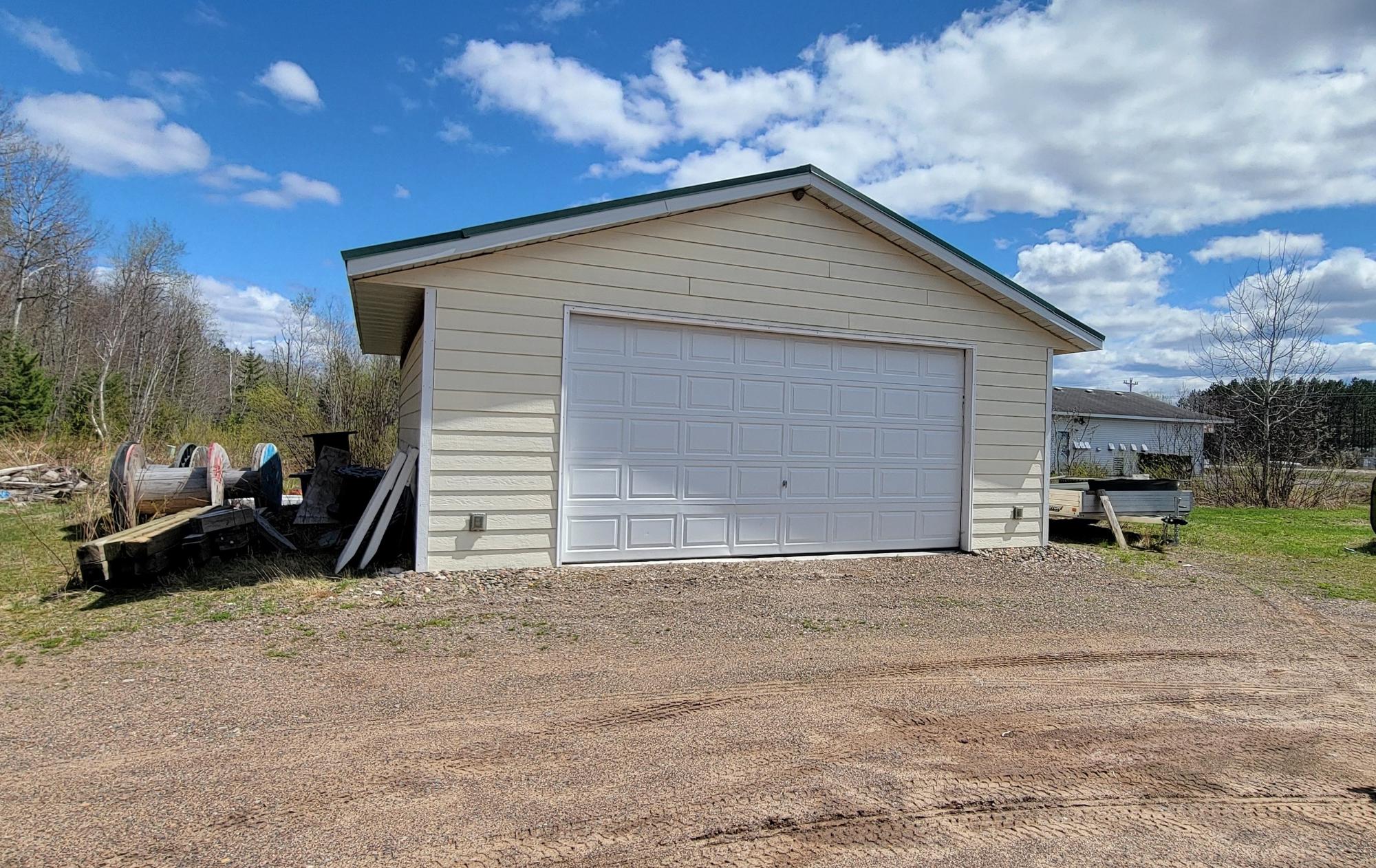 6542W HWY 70