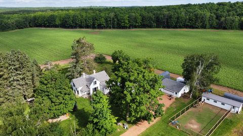 W10402 SUNSET RD Antigo WI 54428