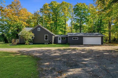 4825N HWY 51 Mercer WI 54547