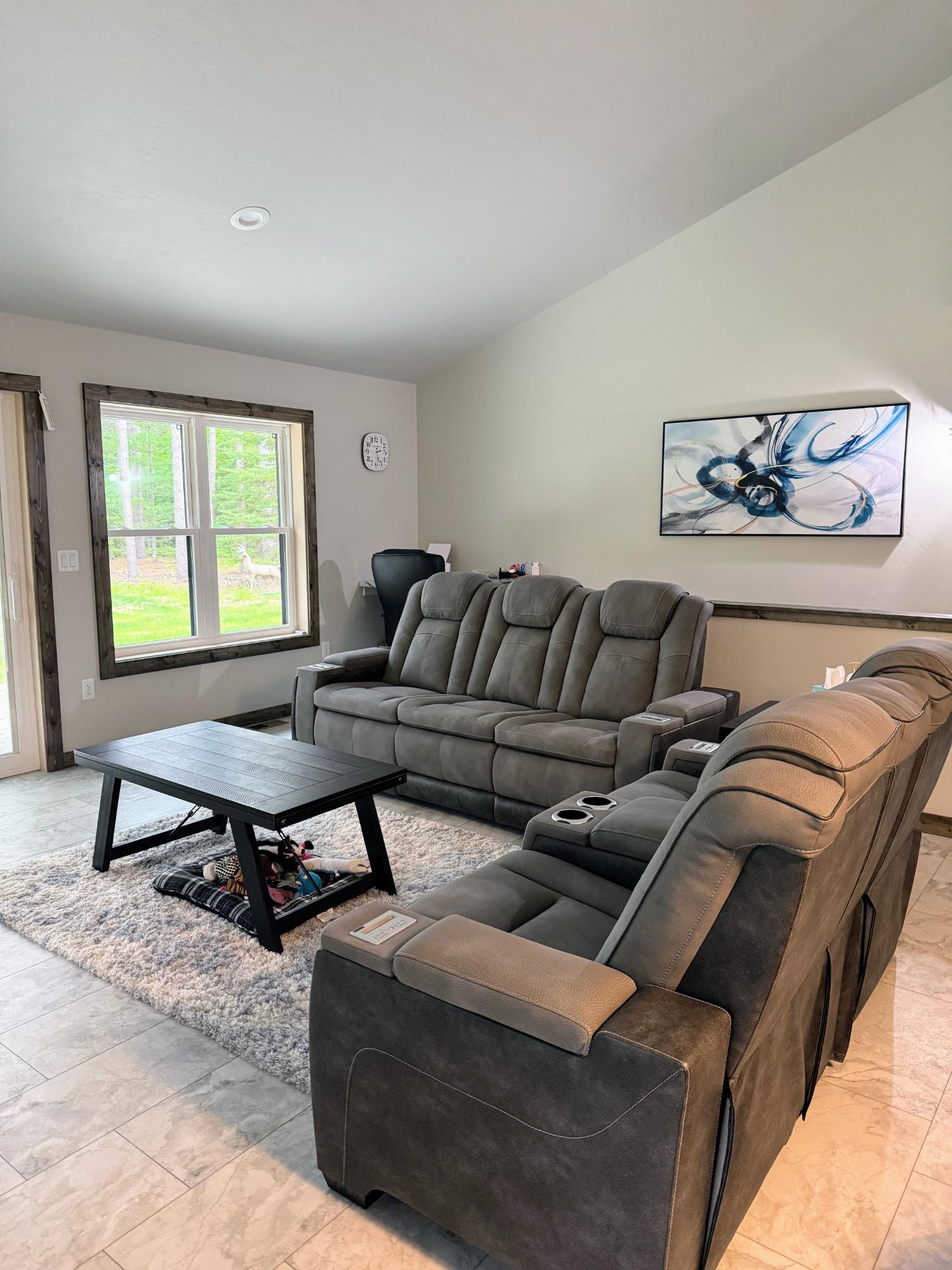 4488 CROSS COUNTRY RD