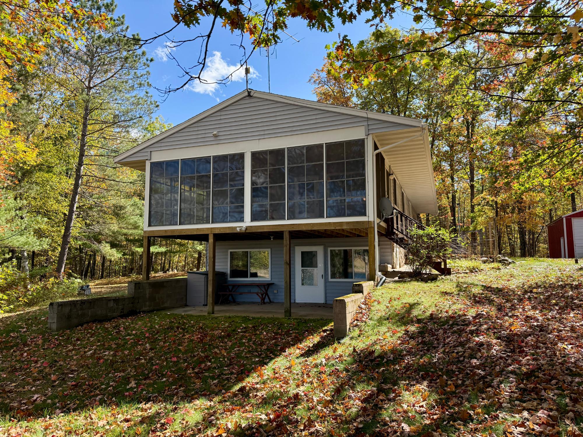 2389 SOUTHEAST BAY LN