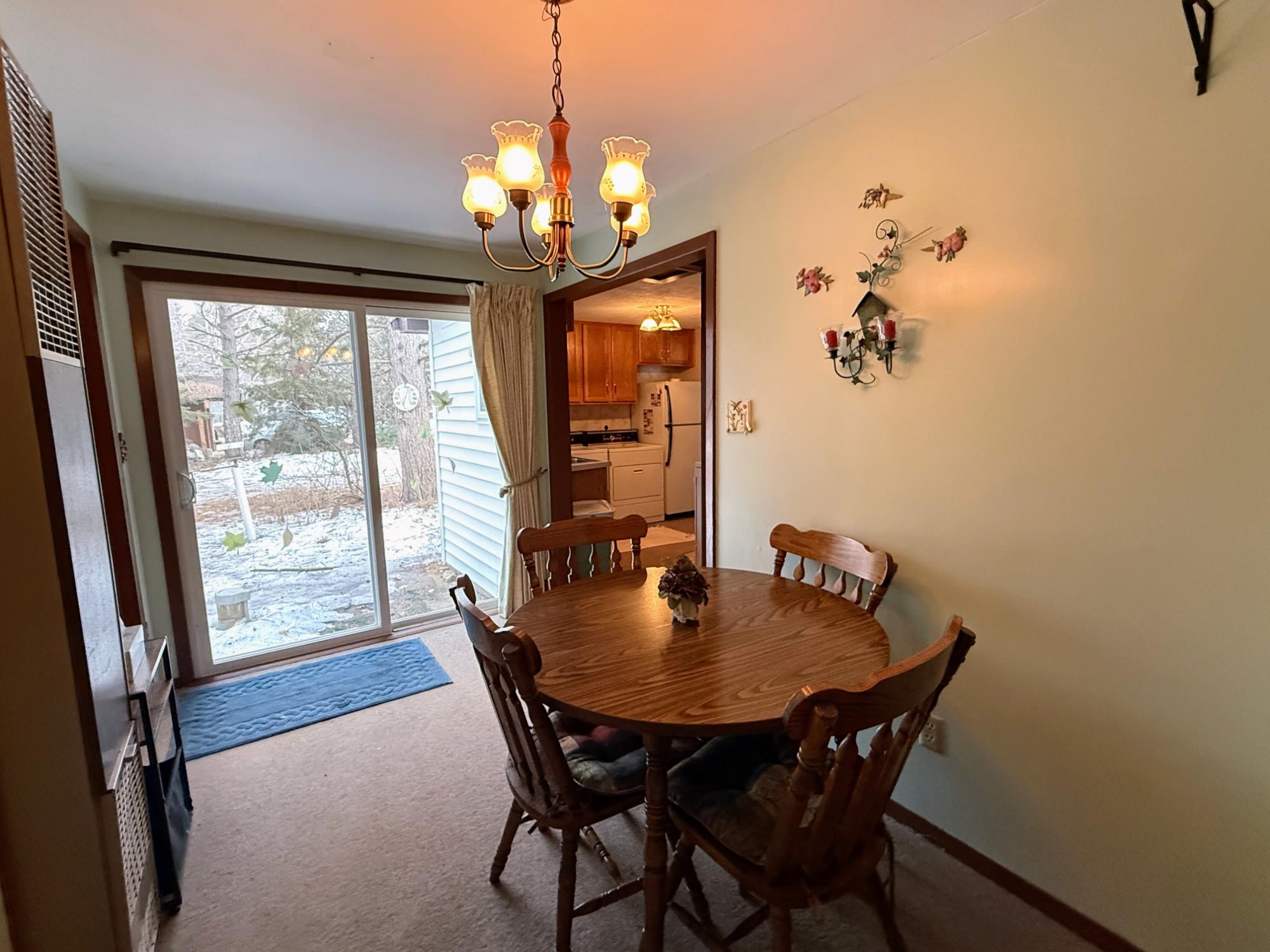 W7460 EVANS BAY RD W