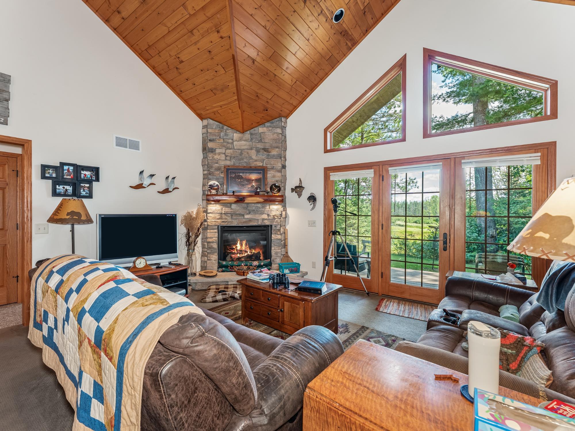4895 THURBER TR