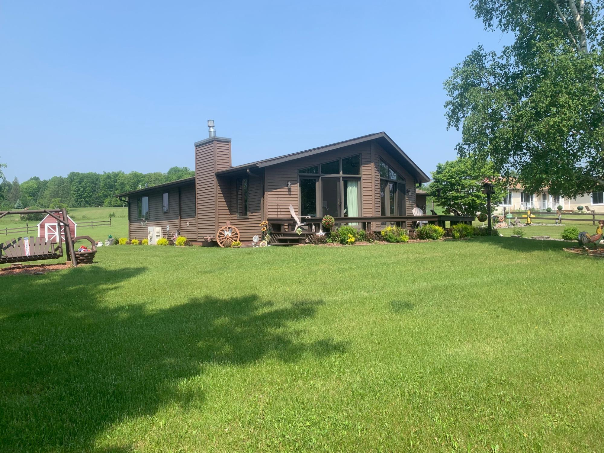 N16203 RIVER RD N