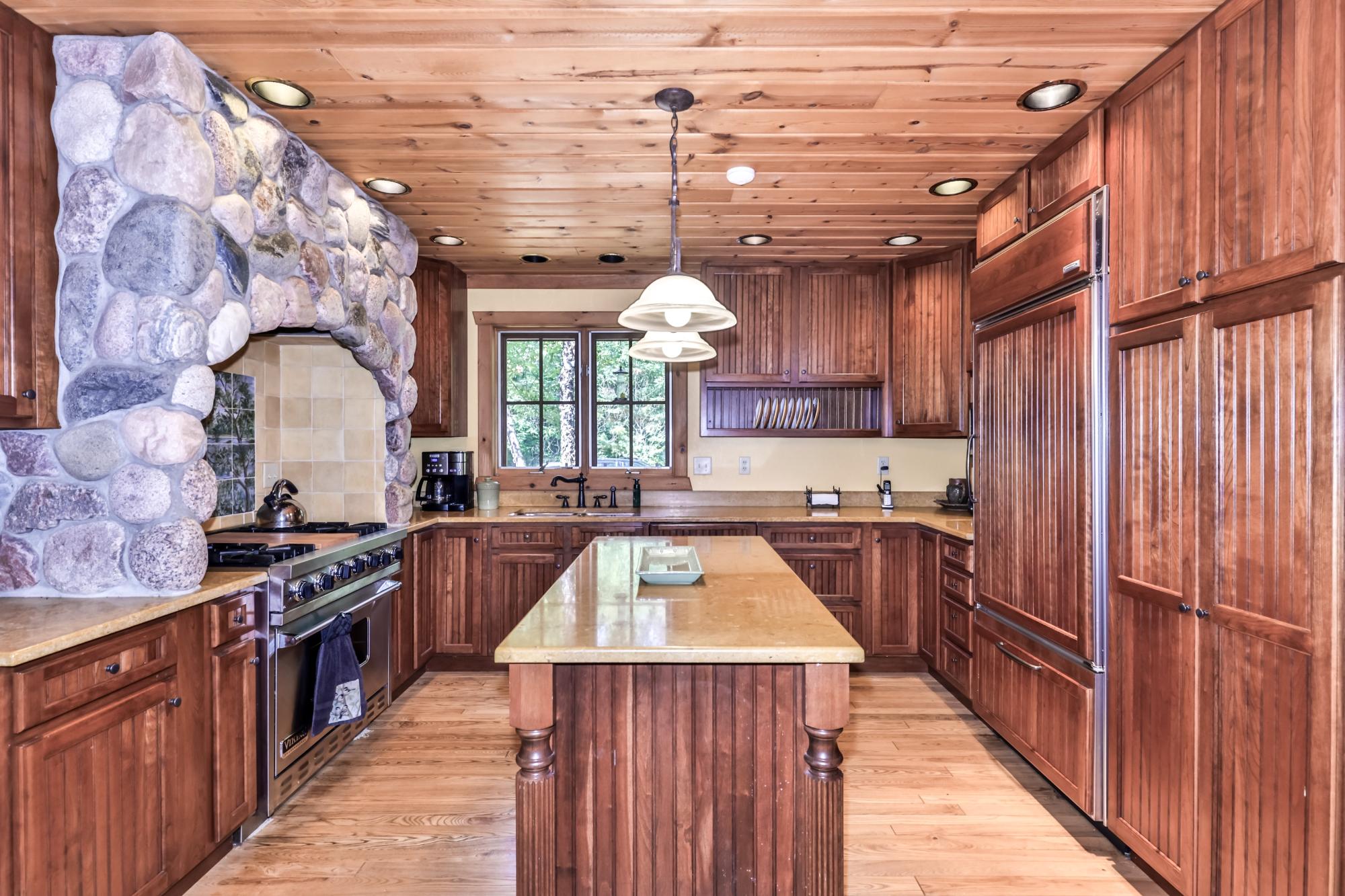 14077 SUGARBUSH TR