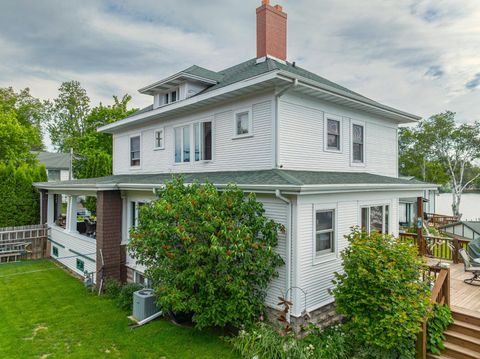 317 PARK AVE E Minocqua WI 54548