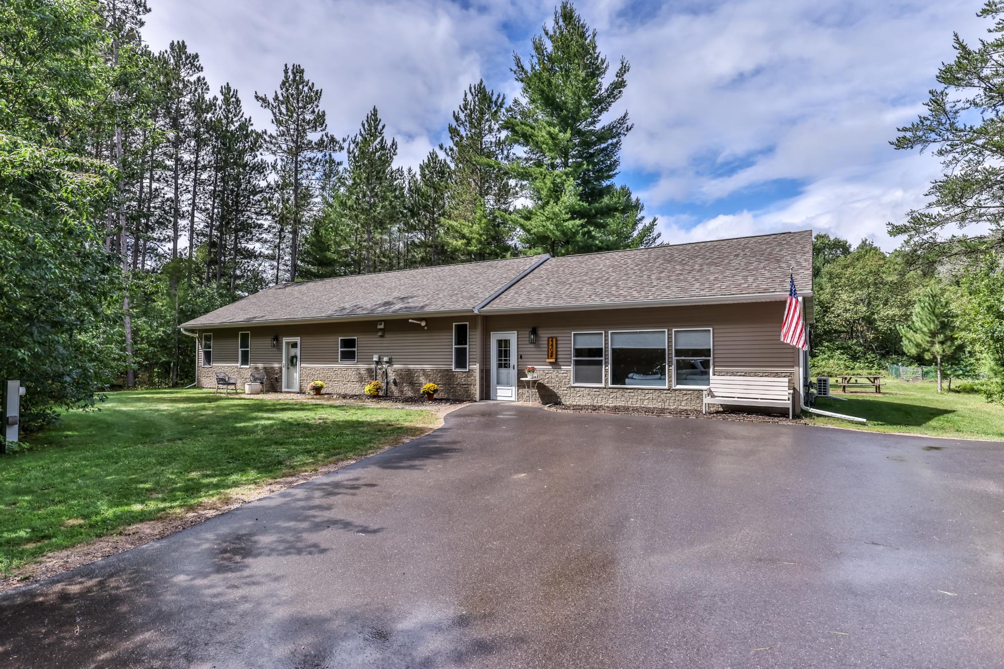 4409 PAT LIN LN