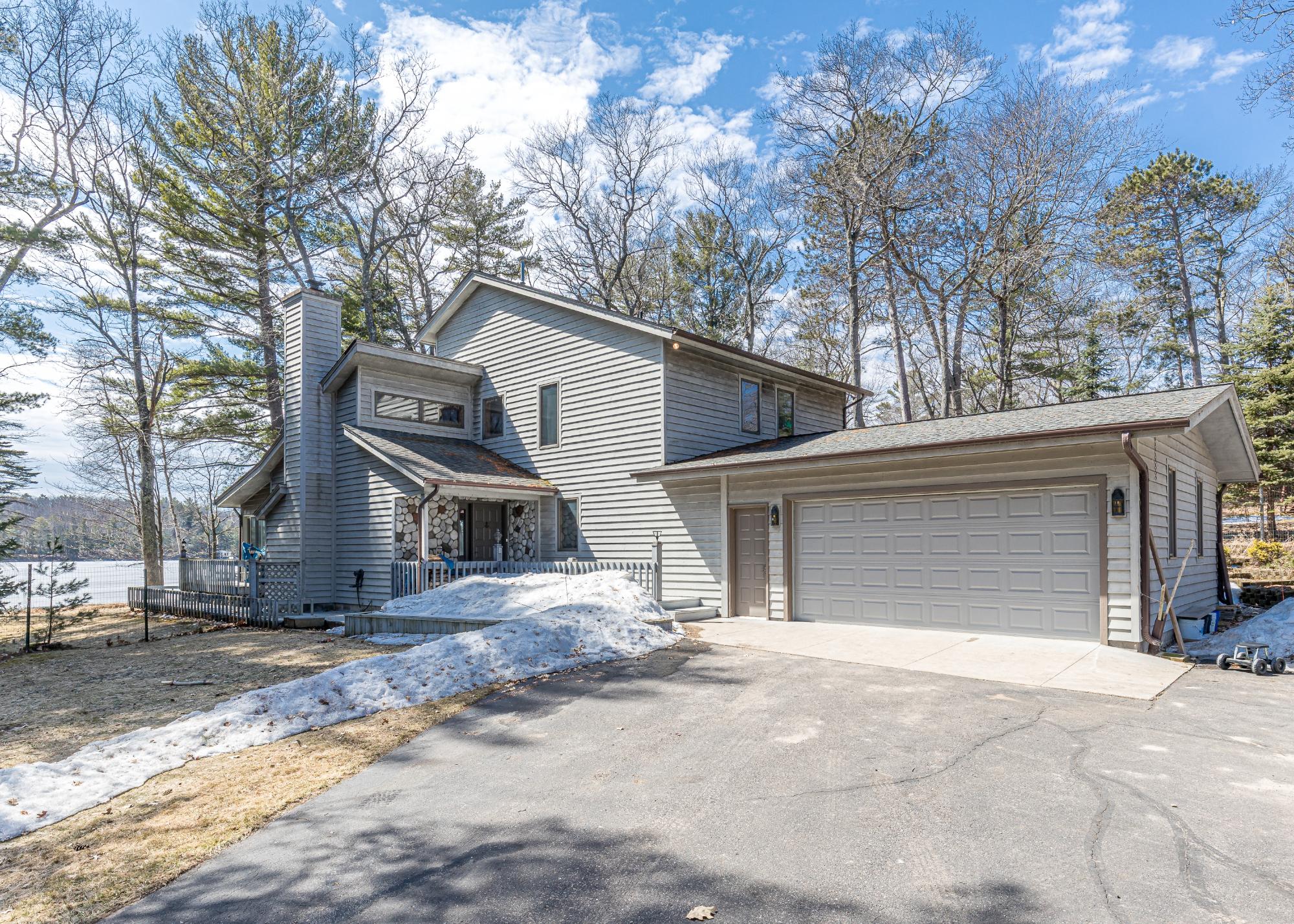 8425 BRUNSWICK RD