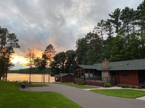 8909 MINCH DR W Minocqua WI 54548