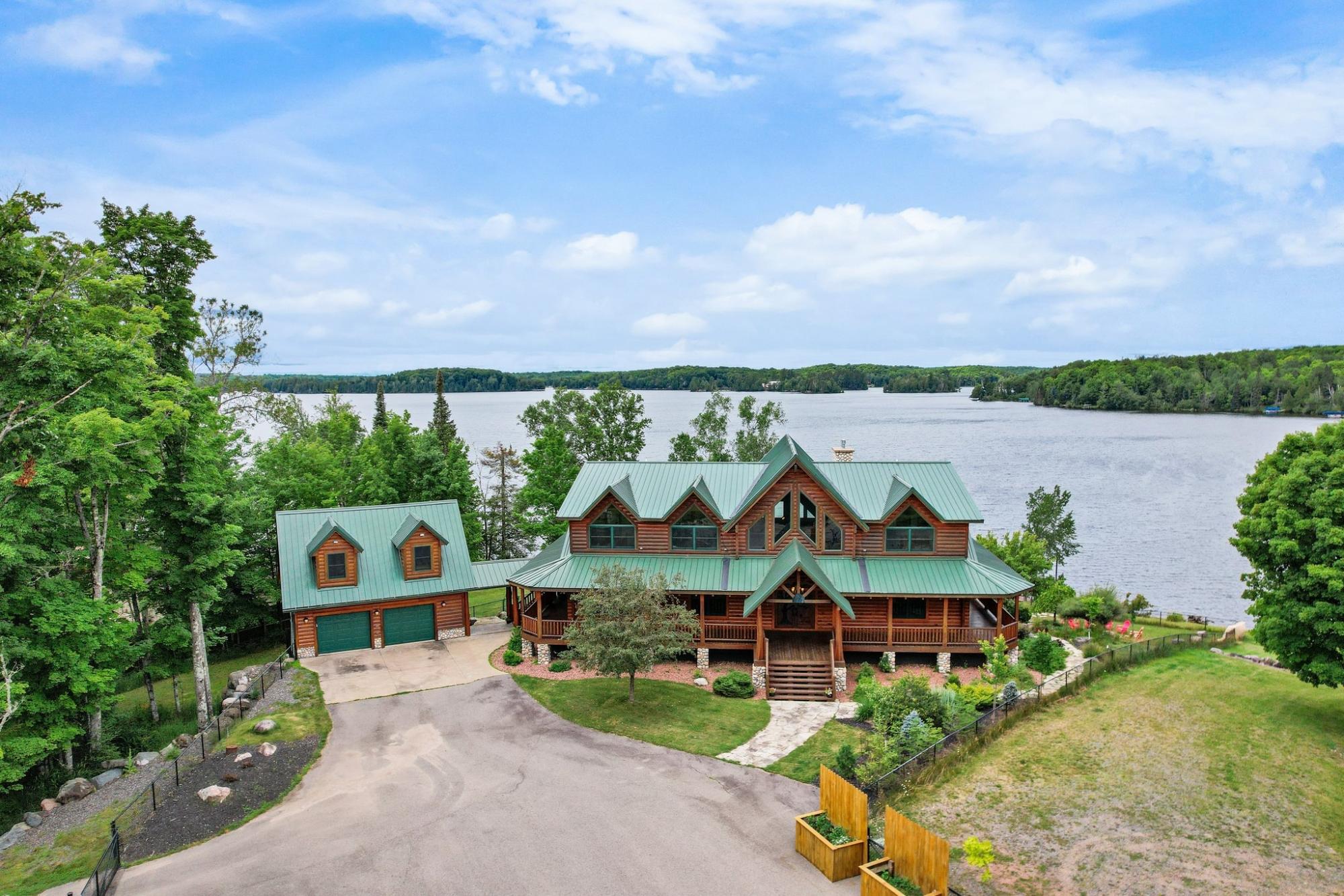 19960 THOUSAND ISLAND LAKE RD