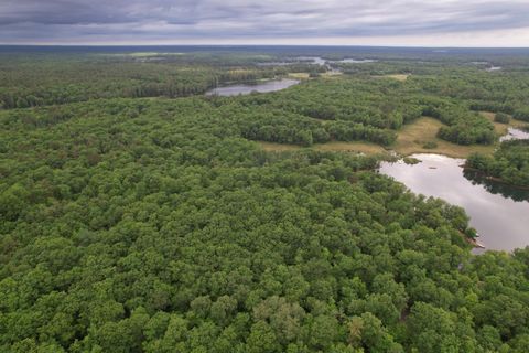 ON HIXON RD 21.94 AC Minocqua WI 54548