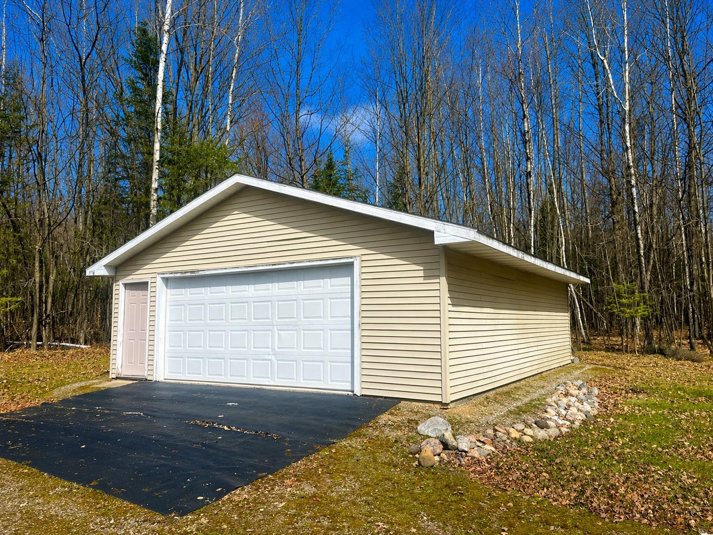 14809 MCCABE RD