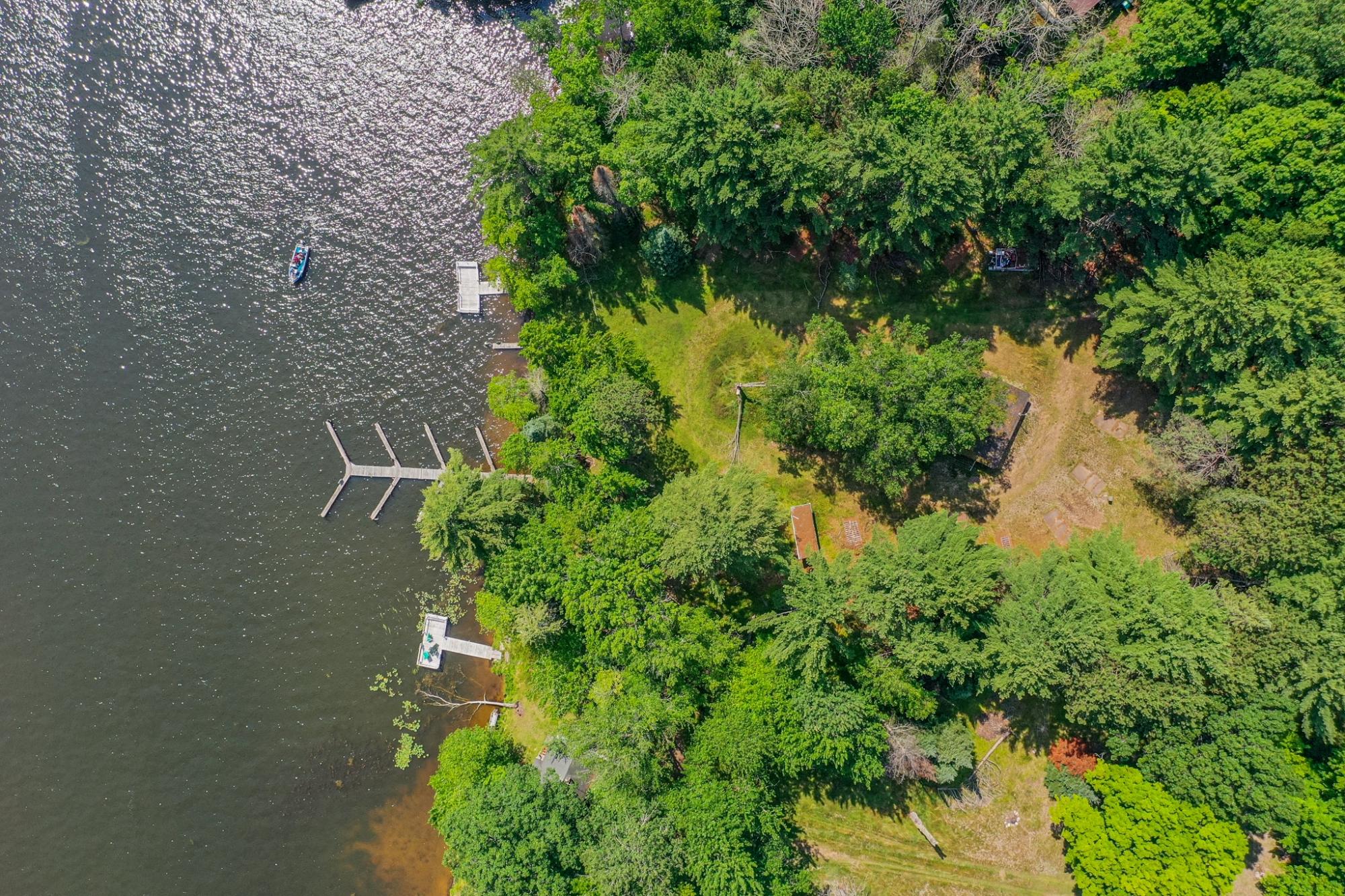 4181 CHAIN O LAKES RD