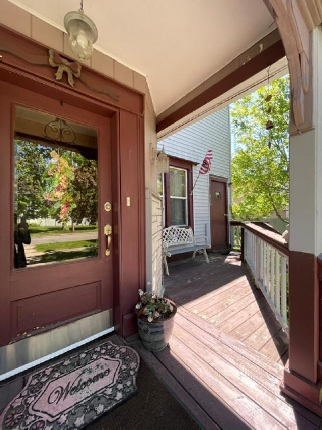 719 CLERMONT ST