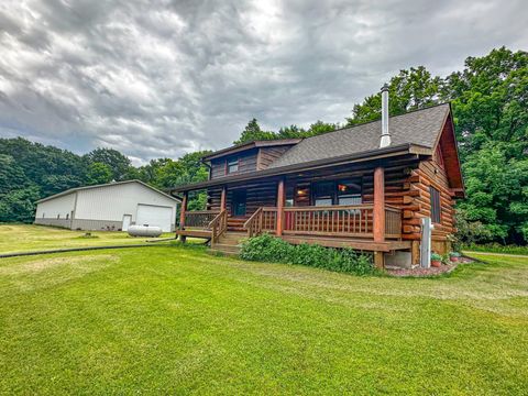 W10390 ASH LN Kennan WI 54537