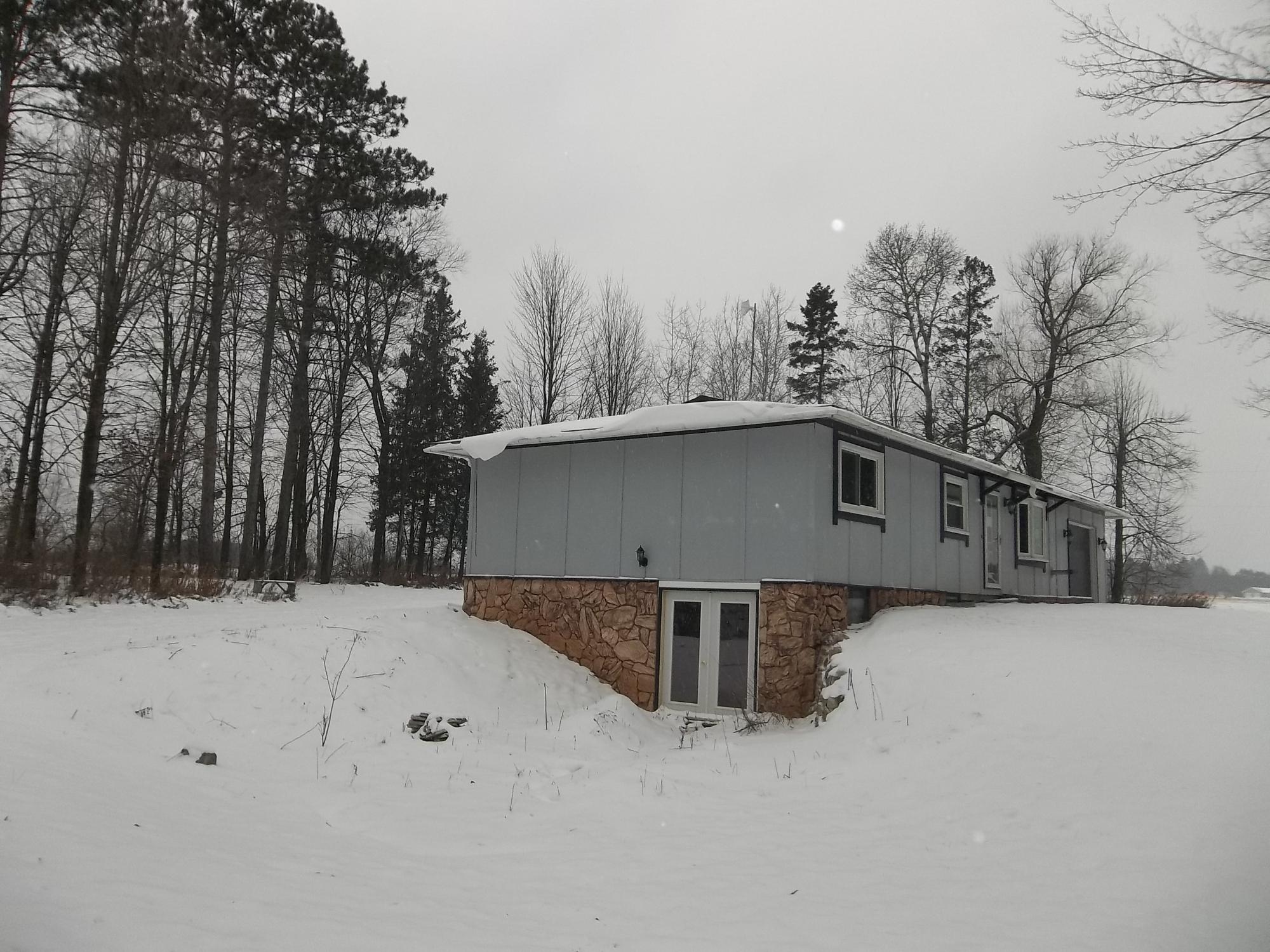 W2489 ALTENBURGER DR