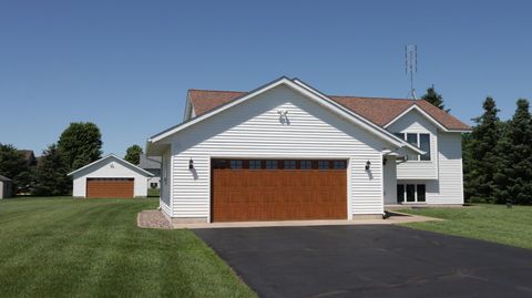 Single Family Residence in Chippewa Falls WI 4330 Other.jpg