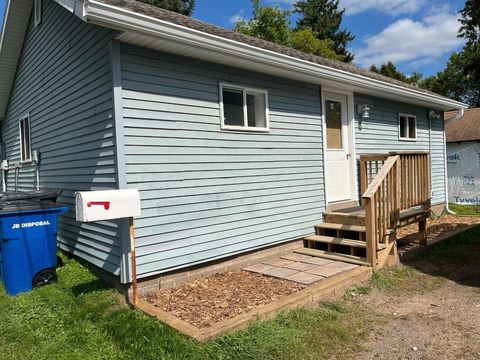 384 COURT ST Park Falls WI 54552